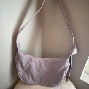 Baggu Medium Nylon Crescent Bag Dusty Pink